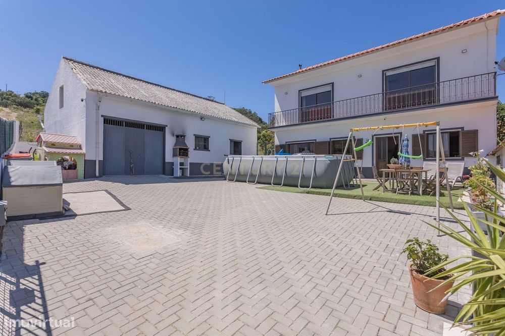 Moradia T3 com Anexo, Garagem e Terreno de 5.071 m² em Arruda dos Vinh