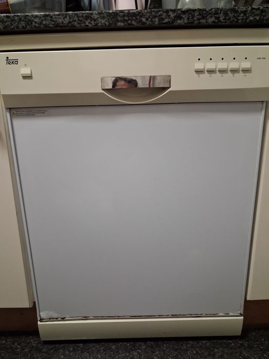 Máquina lavar loiça Teka LP2 700