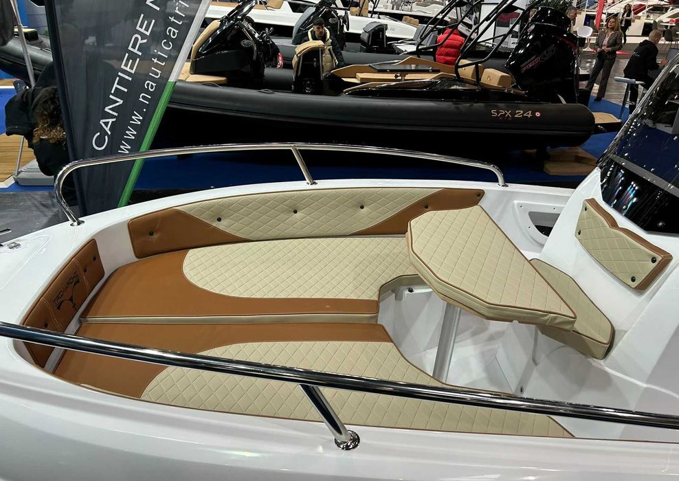 Nowa łódź: Trimarchi S 57 PRO - 5,70m/7 osób - od boatcenter.pl