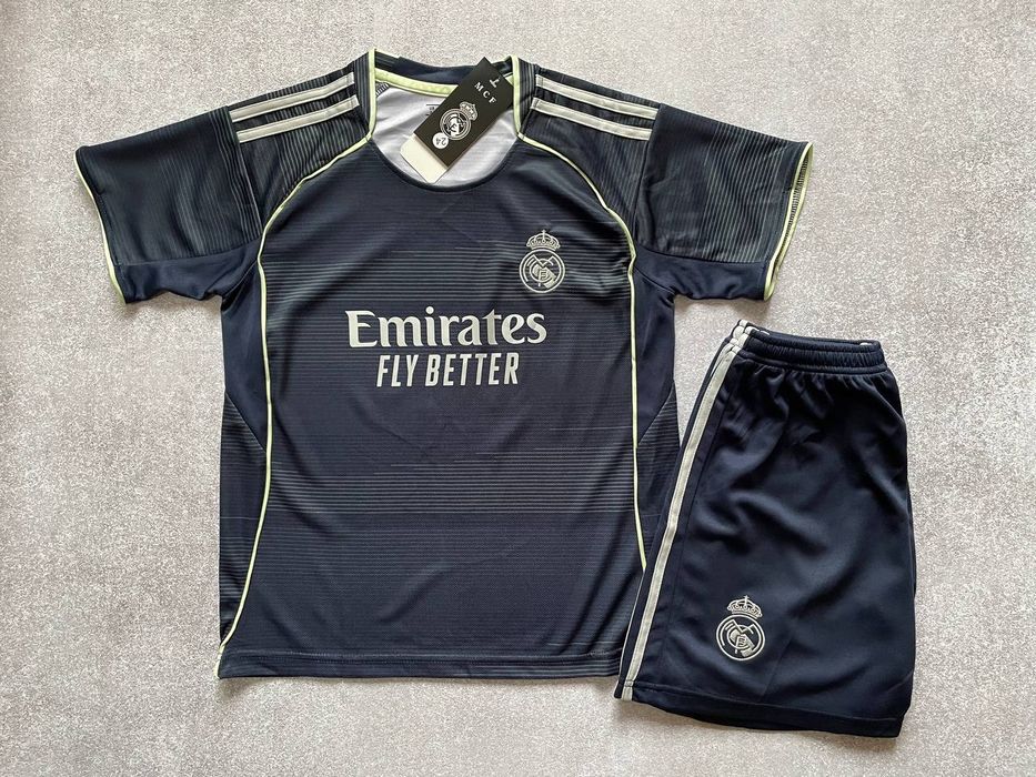 Футбольна форма  Реал Мбаппе, Вінісіус (115-160 зріст)