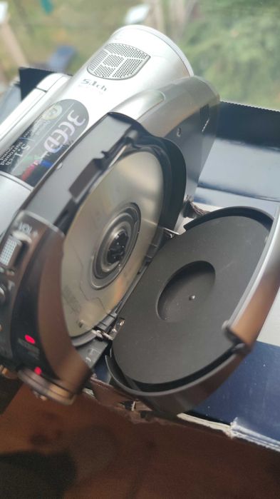 Продам камеру Panasonic  HDC -DX 1