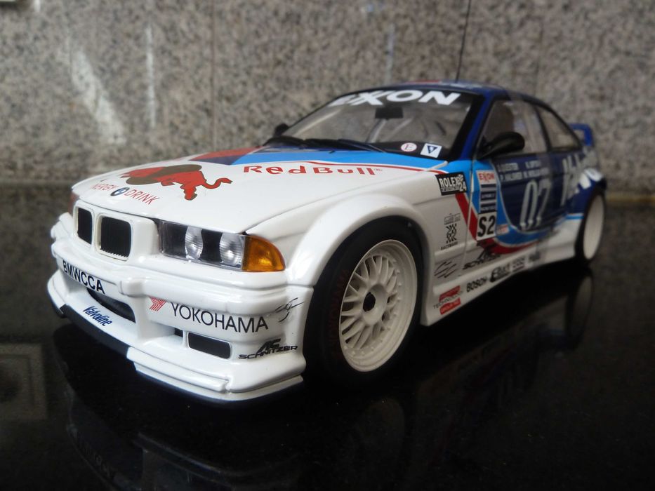 BMW E36 M3 GTR 1996 #07 Valvoline Daytona 1/18 UT Models 39633 - Miniature Occasion