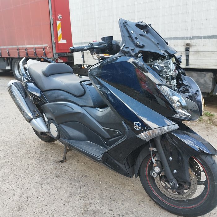 Yamaha T-max 530