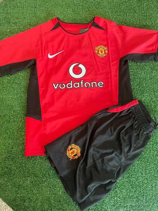 Conjuntos de futebol para criança