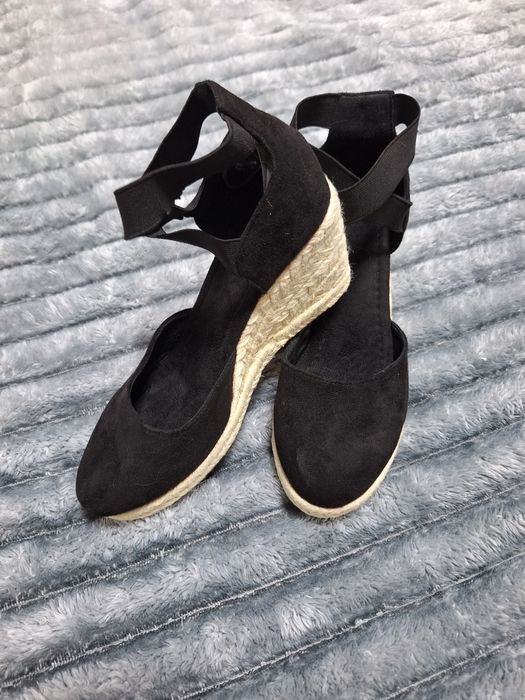 Sapatos Pretos de Verão Casuais