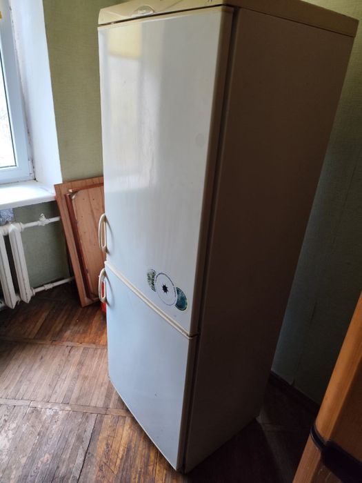 Холодильник Snaige робочий