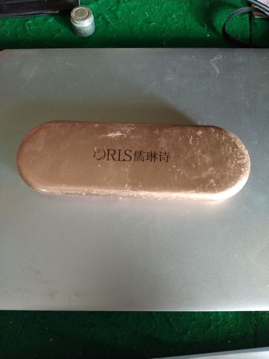 Pinsas.            .