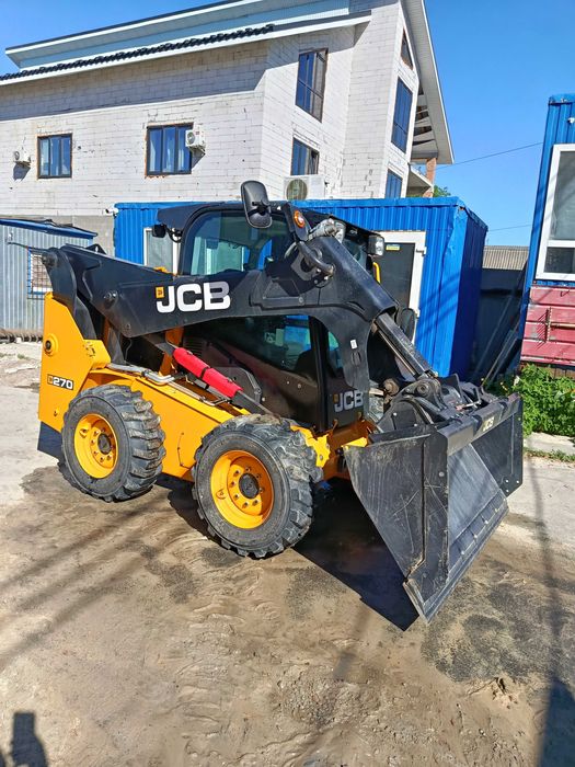 Міні навантажувач JCB 270