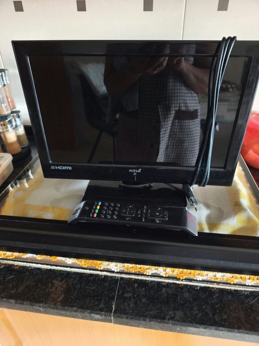 Televisão de 40 cm