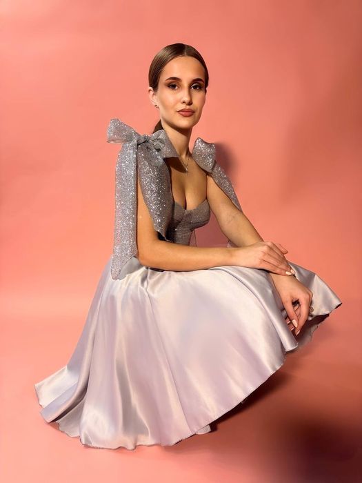 Сукні на випускний вечір