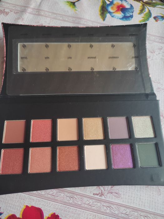 Paletka illamasqua