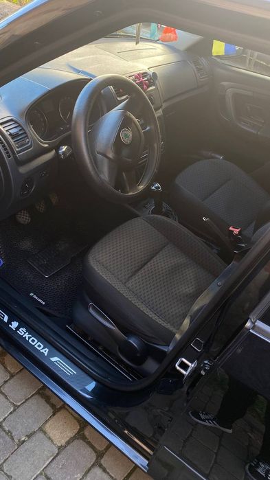 Skoda fabia 2011р