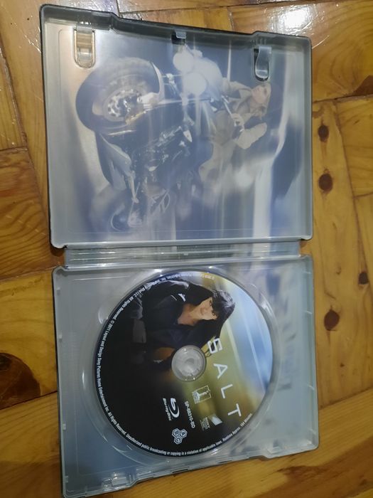 Salt Blu ray Steelbook