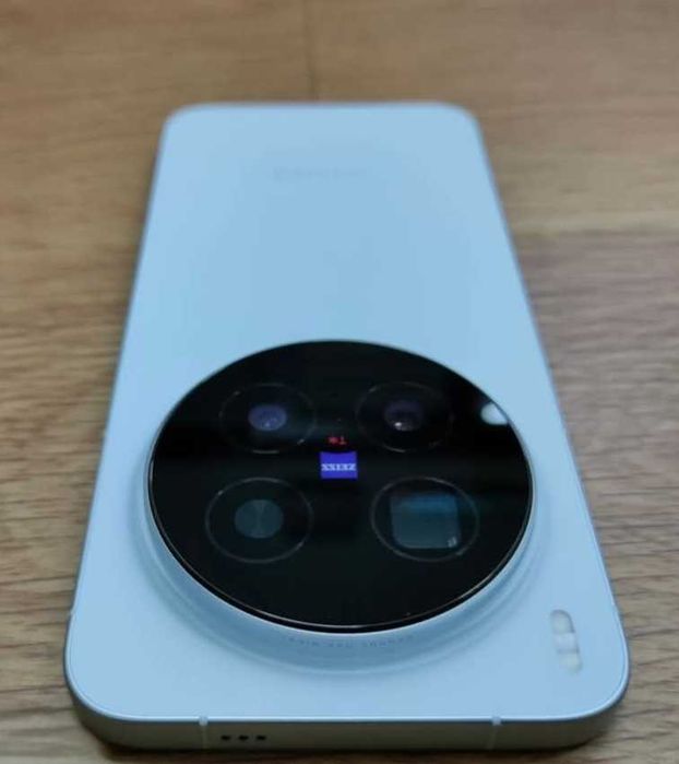 Vivo x300 Pro 12/256GB  e oppo X9 pro novo selado com garantia
