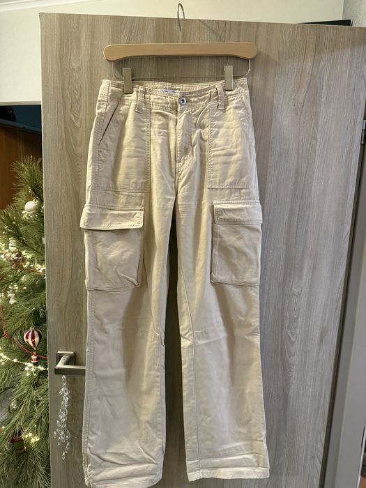 Штани-джинси cargo  bershka жіночі