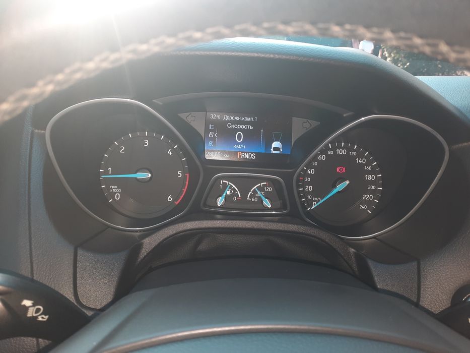 Форд фокус 2016рік універсал 2.0 дизель