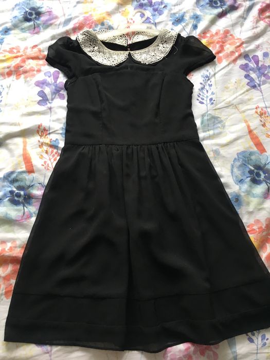 Czarna sukienka elegancka