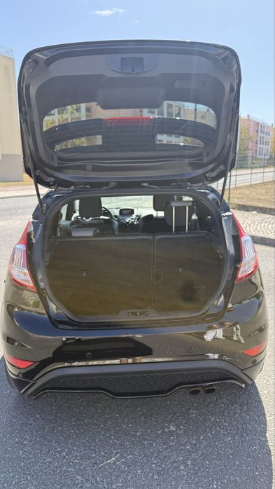 Fiesta st 2017  160 000kms
