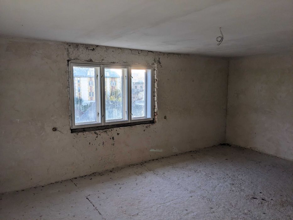 Продається будинок у с.Клузів на вул. Весняна (2)