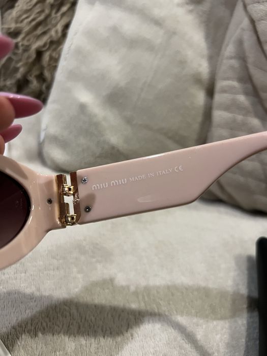 Okulary przeciwsloneczne miu miu