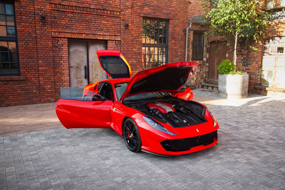 Ferrari 812 Superfast Salon Polska, 23%, Rosso Scuderia 323, ASO