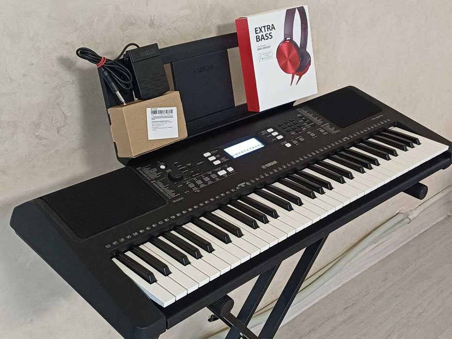 Синтезатор Yamaha PSR E-373!!! Динамічні клавіші. + Подарунки.