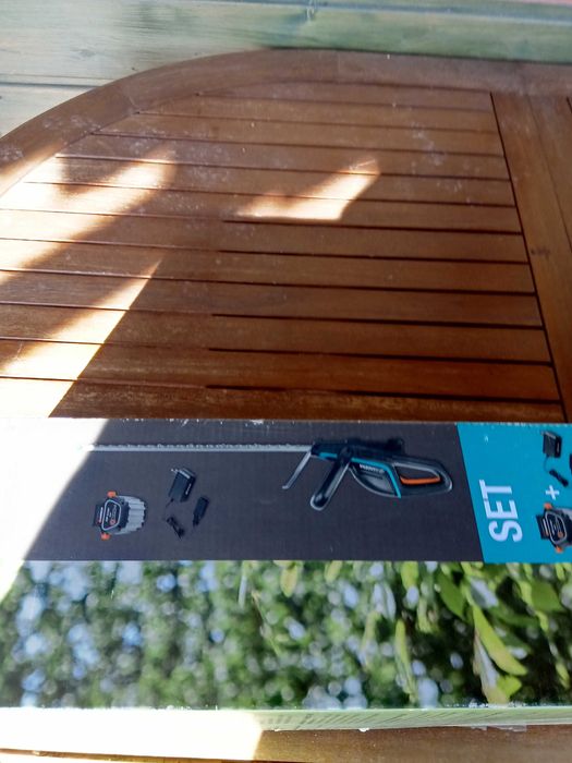 Nożyce akumulatorowe Gardena / nowe nieużywane  . Li 18/60 cm.