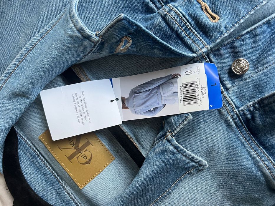 Calvin Klein нова жіноча джинсова куртка