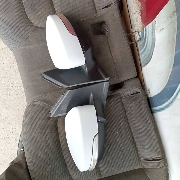 Дзеркало праве ліве Ford Kuga Escape 2012-2019 8 pin