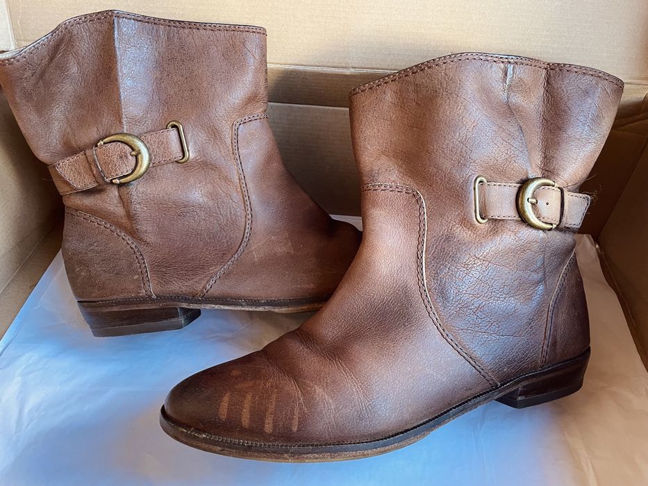 Ботинки, ковбойки, казаки Massimo Dutti
