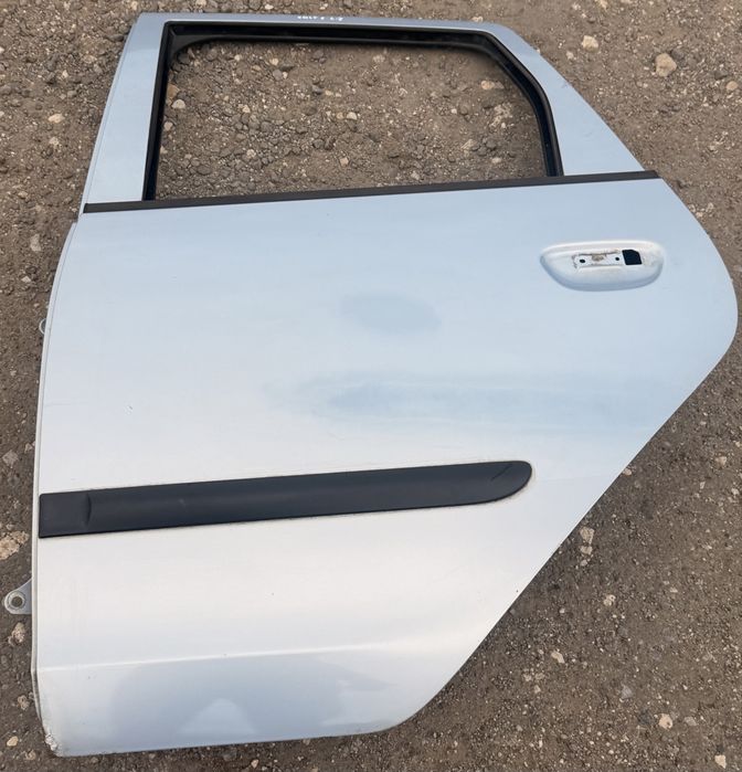 Дверка задня ліва Mitsubishi Colt 6