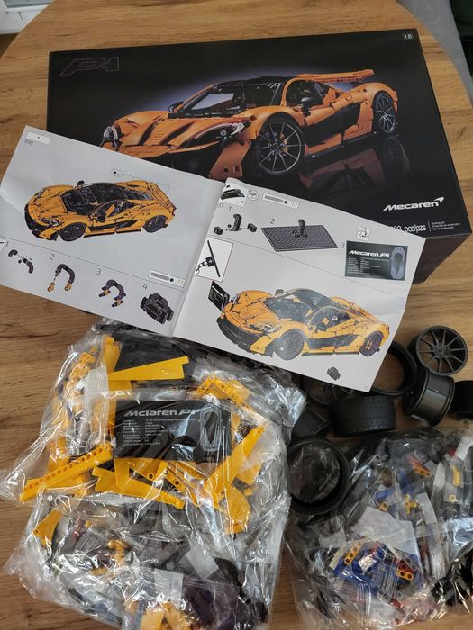 Klocki McLaren P1 z pudełkiem (42172)