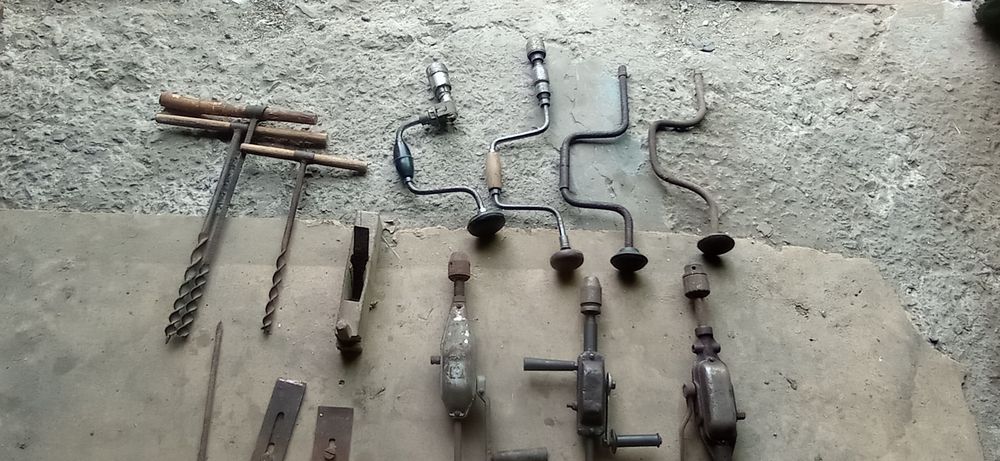 Продам ручні дрелі