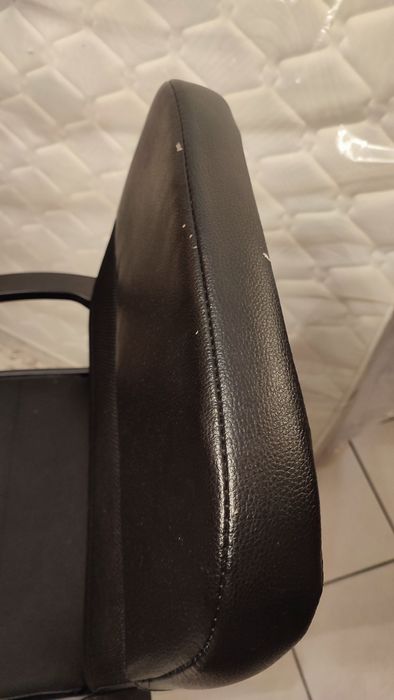 Cadeira de escritório IKEA ( Usada )