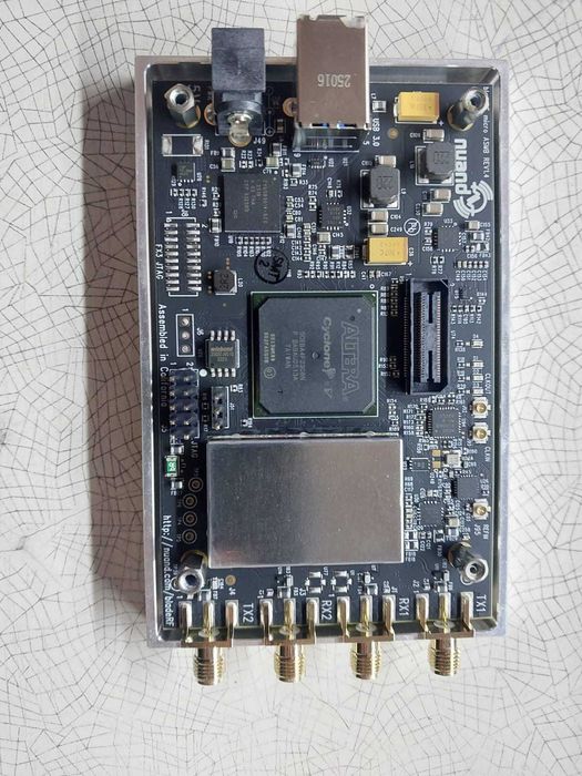 BladeRF 2.0 micro xA4 SDR