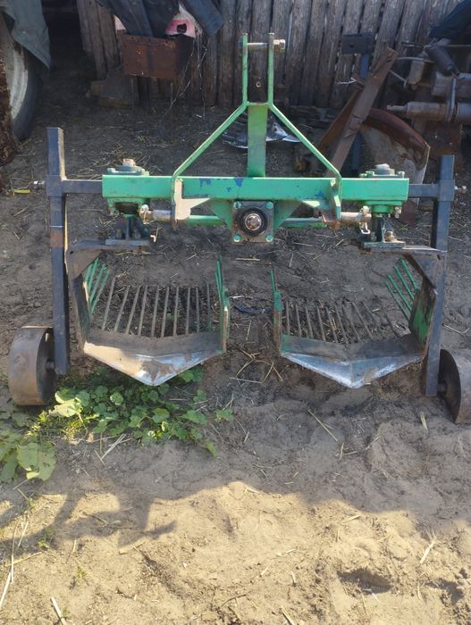 Продам картопле копалку