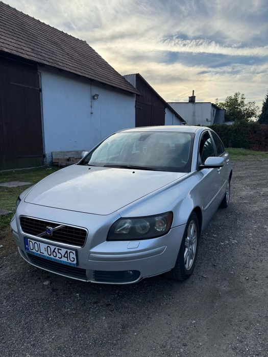 Volvo S40