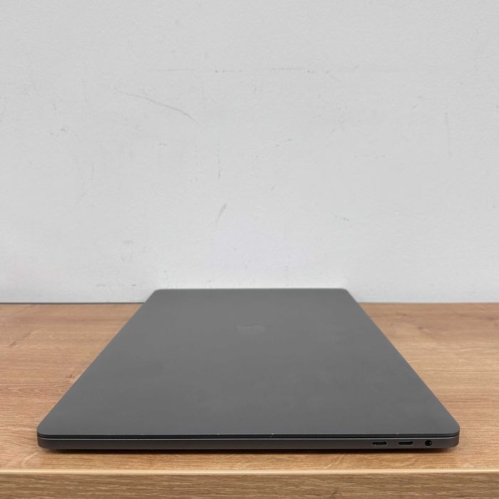 MacBook Pro 16 2019 { i7 |16gb|512 ssd|AMD 5300-4gb}Гарантія . 60690SV