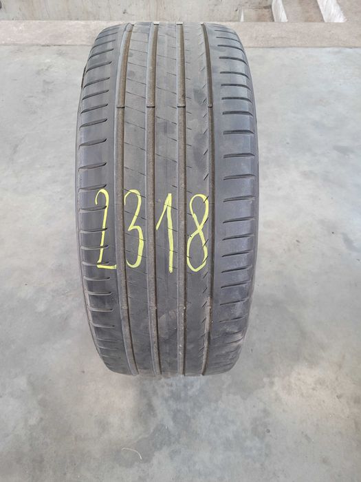 Opona pirelli 255/ 45 20 pojedyncza