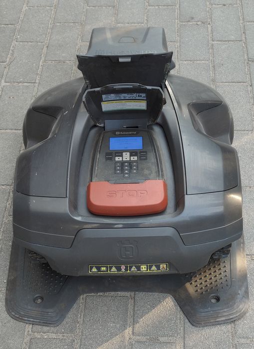 Husqvarna Automover 315 – stan bardzo dobry, używana 2 sezony