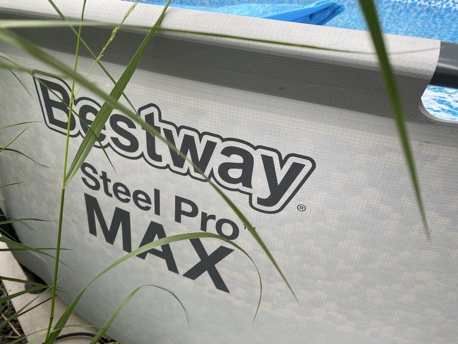Basen stelażowy bestway 3.O5m z pompą
