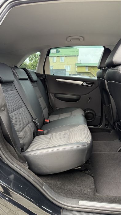 Mercedes-Benz Мерседес-Бенц В170 2010р 1.7 бенз А-кпп 98 т.км.