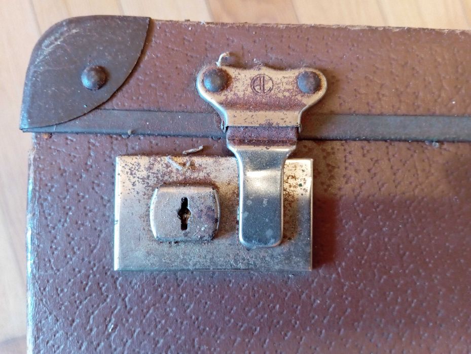 Mala de cartão de viagem ( genuína em cartão prensado )