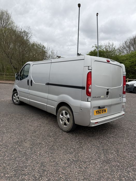 renault traffic 2.0 2012