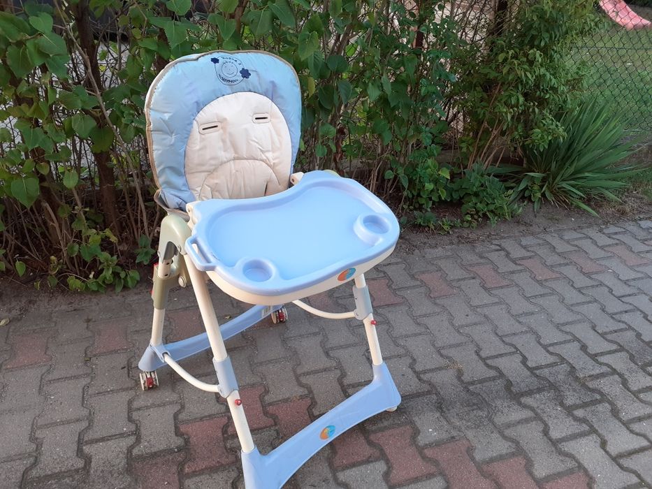 Fotelik do karmienia dziecka