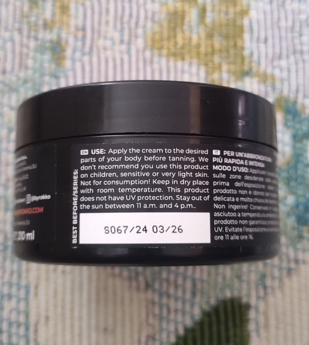 Oryginalny krem przyspieszający opalanie BYROKKO SHINEBROWN Polecam