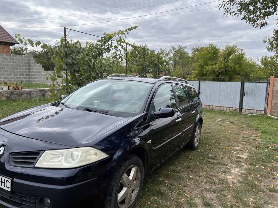 Продам авто в гарному стані, сів та поїхав, тепло , комфортно, надійно