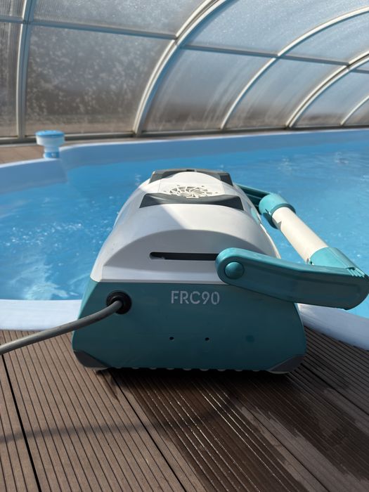 Робот пилосос для басейну aquabot frc90