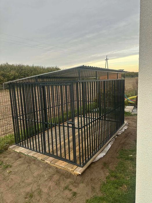 Kojec dla psa/solidny