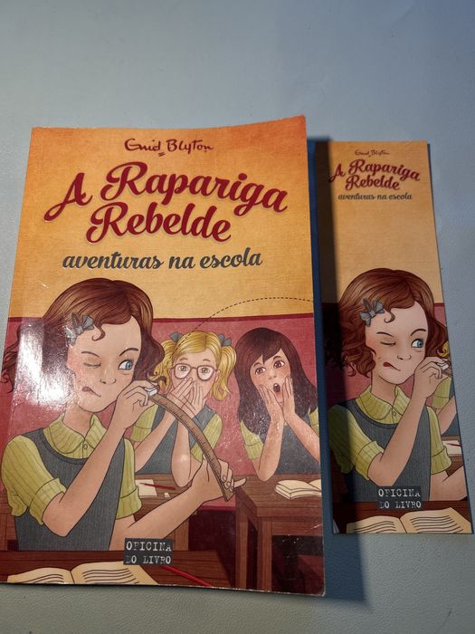 Livro A rapariga rebelde- aventuras na escola